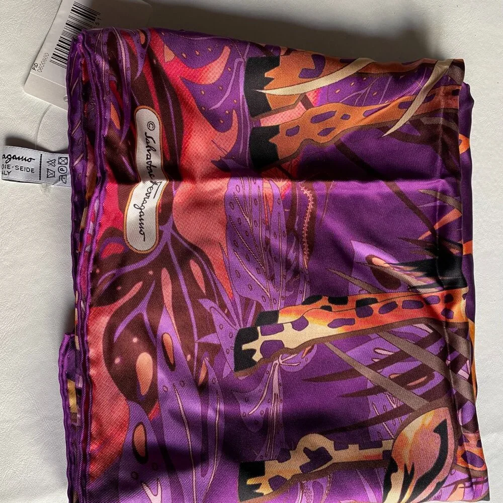 Luxury scarf - Picture 3 of 3